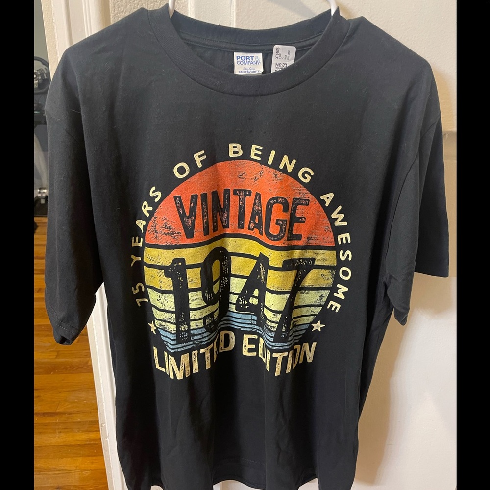 Mens Size Large. Birthday year shirt. 1947